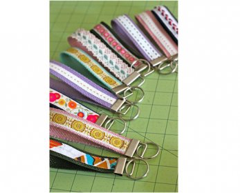 Lanyard 2fada37a30c4d83706fe8d59136ff662-ok.jpg