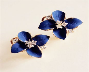 cod.257-earring.jpg