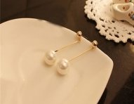 cod.244-earring.jpg
