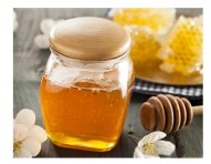 jar-of-honey-with-honeycomb-3-4.jpg